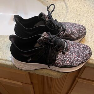 New Balance Black and White Patterned Sneakers